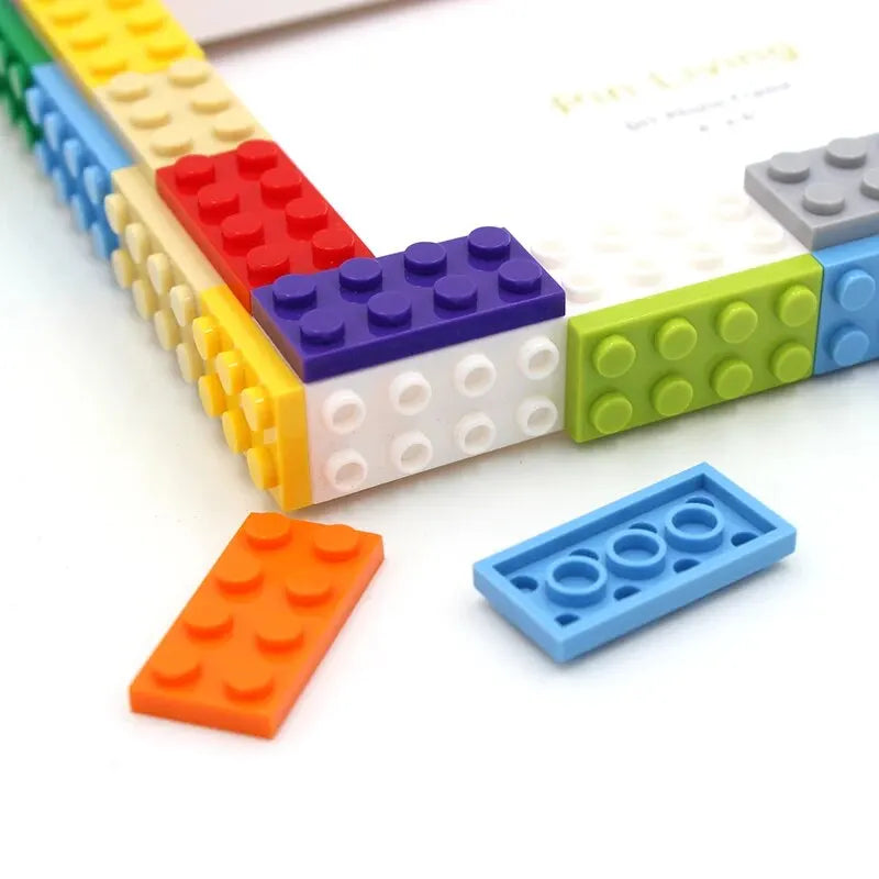 FrameBuild- Bilderrahmen im Block Stil